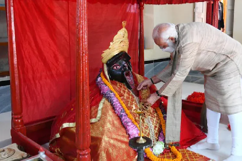 Crown gifted by PM Modi