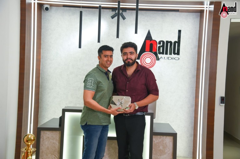 Anand audio got diamond play button from youtube