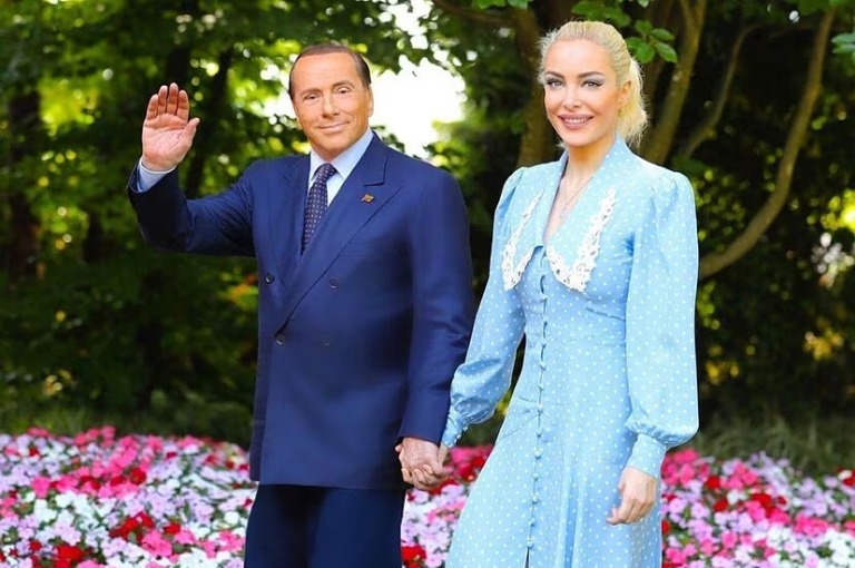 Former Italian PM Silvio Berlusconi leaves ₹900 crore to 33-year-old girlfriend