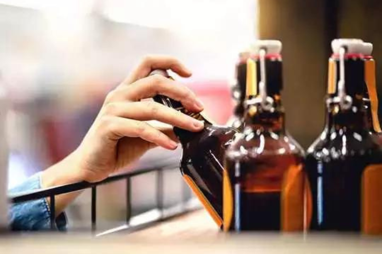 Sudden increase in alcohol consumption in the state, huge revenue for the exchequer