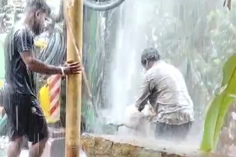 Ganga Kalyan Scheme : ರಾಜ್ಯದ ಸಣ್ಣ ಹಾಗೂ ಅತಿ ಸಣ್ಣ ರೈತರಿಗೆ ಬೋರ್ವೆಲ್ ಕೊರೆಸಲು 4 ಲಕ್ಷ ಸಬ್ಸಿಡಿ – ಅರ್ಜಿ ಸಲ್ಲಿಸೋದು ಹೇಗೆ? ಬೇಕಾದ ದಾಖಲೆಗಳೇನು?