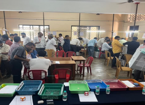 ವಿಧಾನ ಪರಿಷತ್ ಉಪಚುನಾವಣೆ, ಮತ ಎಣಿಕೆ ಆರಂಭ; ಒಂದು ಸೀಟು ಯಾರ ಮಡಿಲಿಗೆ ? byelection