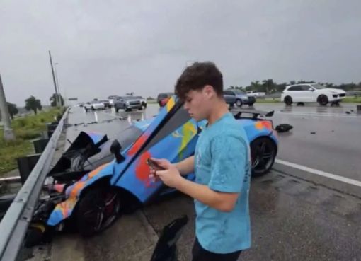 ಲೈವ್ ಮಾಡಿಕೊಂಡು ಡ್ರೈವಿಂಗ್; ಯೂಟ್ಯೂಬರ್ನ 1.7ಕೋಟಿ ರೂ.ಕಾರು ಪುಡಿ ಪುಡಿ YouTuber Jack