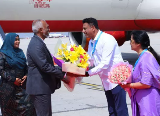 ಆರ್ಥಿಕ ಬಿಕ್ಕಟ್ಟಿನತ್ತ ದ್ವೀಪ ರಾಷ್ಟ್ರ: ಬೆಂಗಳೂರಿಗೆ ಆಗಮಿಸಿದ ಮಾಲ್ಡೀವ್ಸ್ ಅಧ್ಯಕ್ಷ President travels to Bangalore