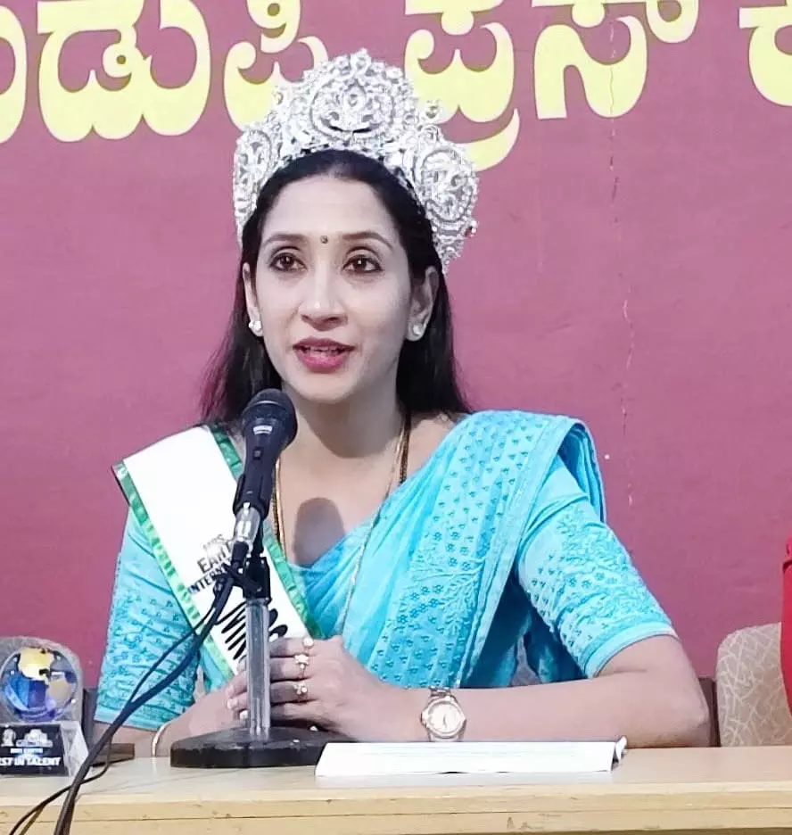 1307970 Ud D14 Shruthi