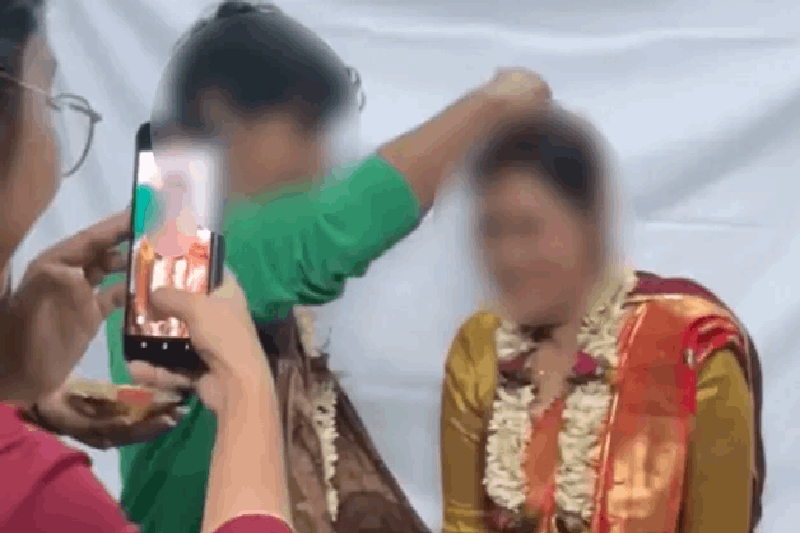 ಕ್ಲಾಸ್ ರೂಂನಲ್ಲೇ ವಿದ್ಯಾರ್ಥಿ ಜೊತೆ ಪ್ರೊಫೆಸರ್ ವಿವಾಹ; ವೀಡಿಯೋ ಹಿಂದಿರುವ ಅಸಲಿಯತ್ತೇನು ಗೊತ್ತಾ ?
